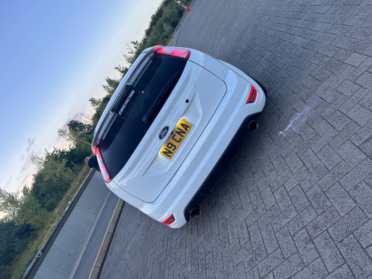 2010 Ford Focus St Image 10