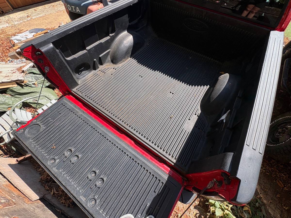 2012 Ford F150 Image 10