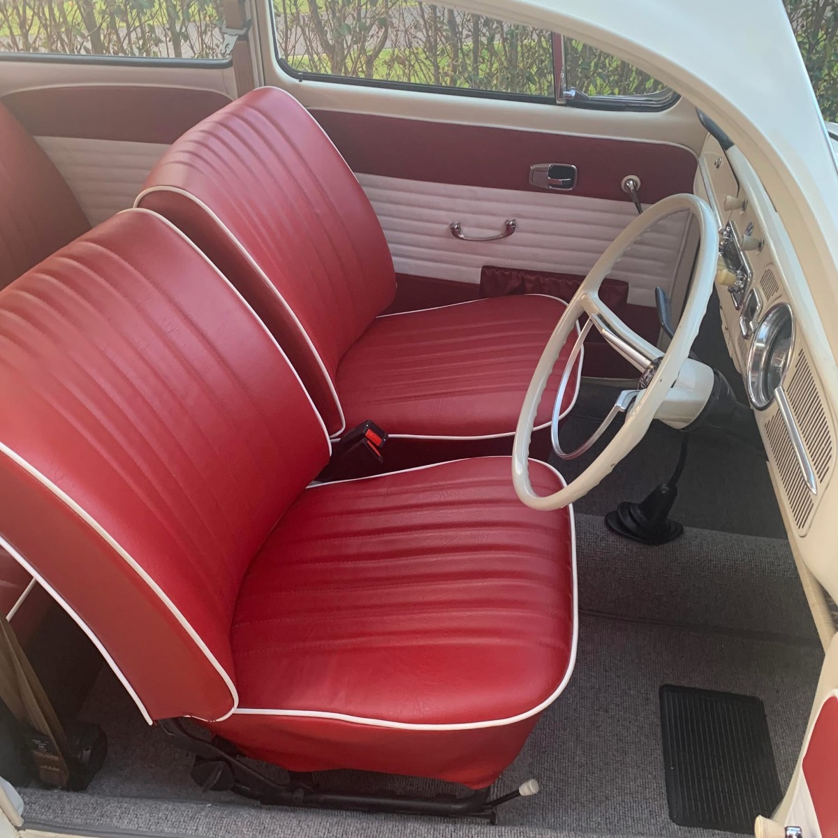 1967 Volkswagen Beetle Image 2