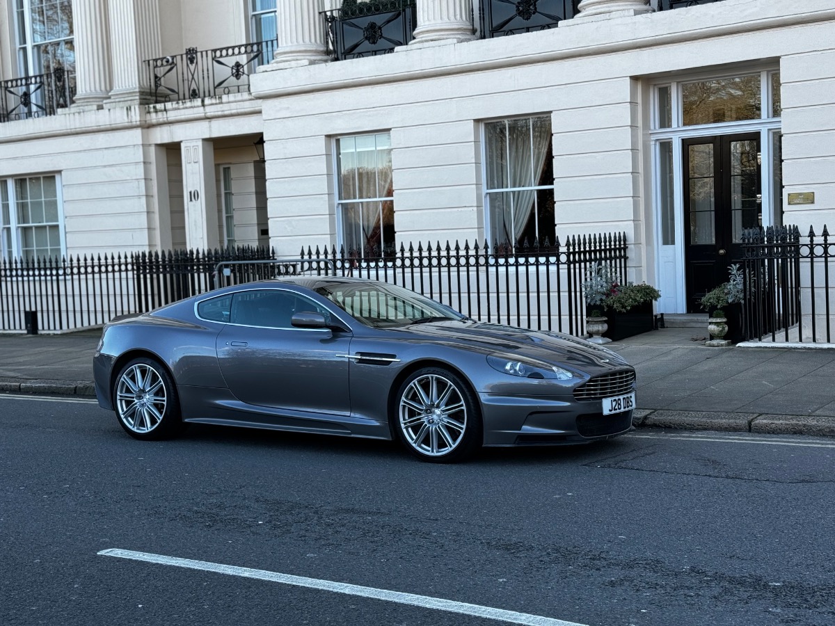 2009 Aston Martin DBS Image 13