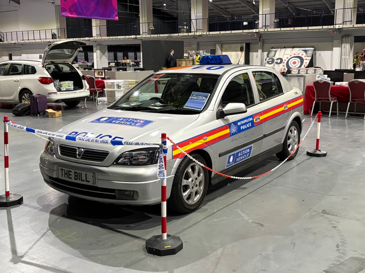 2005 Vauxhall Astra Image 1