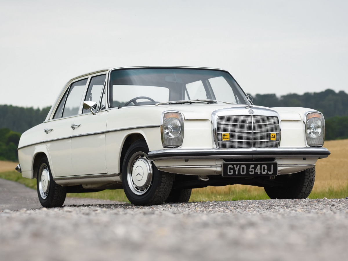 1971 Mercedes-Benz 220 Image 1