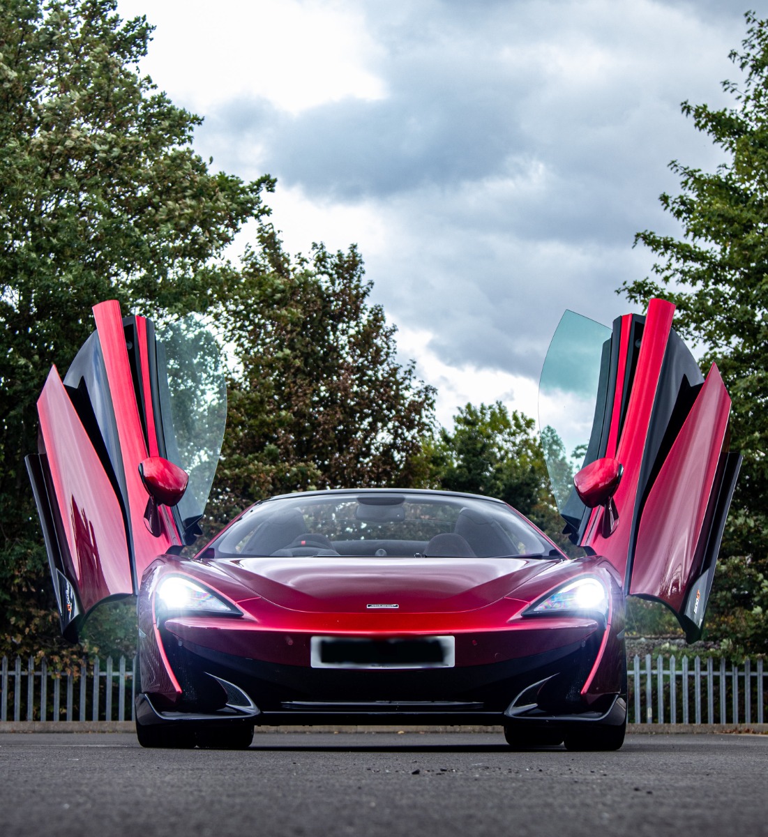 2020 McLaren 600LT Image 7