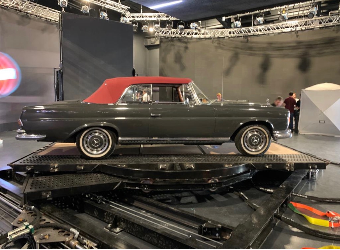 1967 Mercedes-Benz 280 Image 4