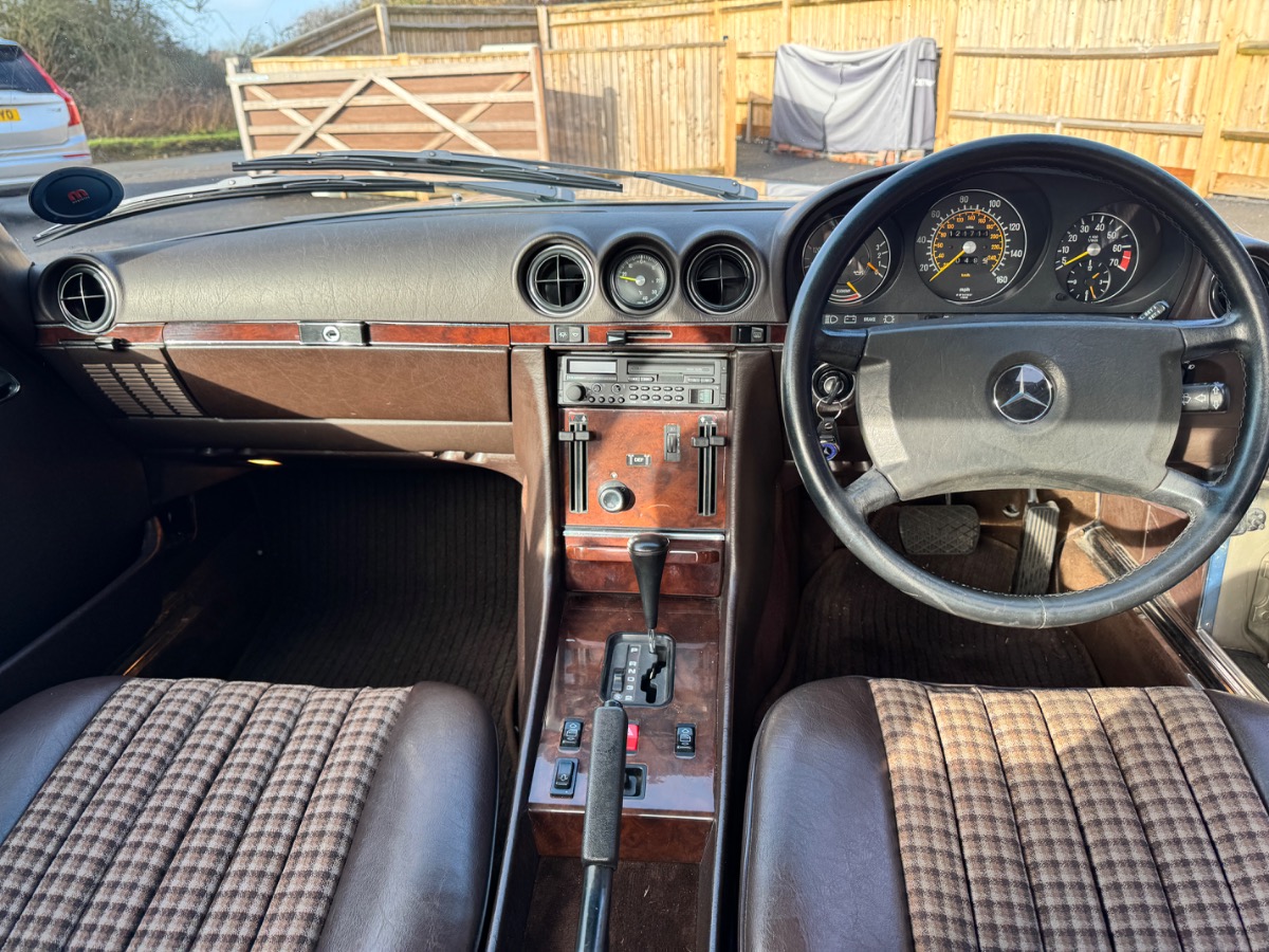 1989 Mercedes-Benz 300SL Image 6