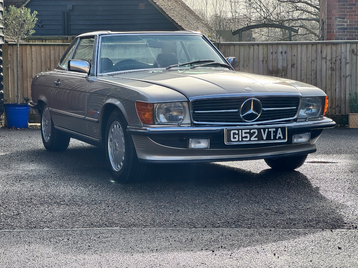 1989 Mercedes-Benz 300SL Image 2