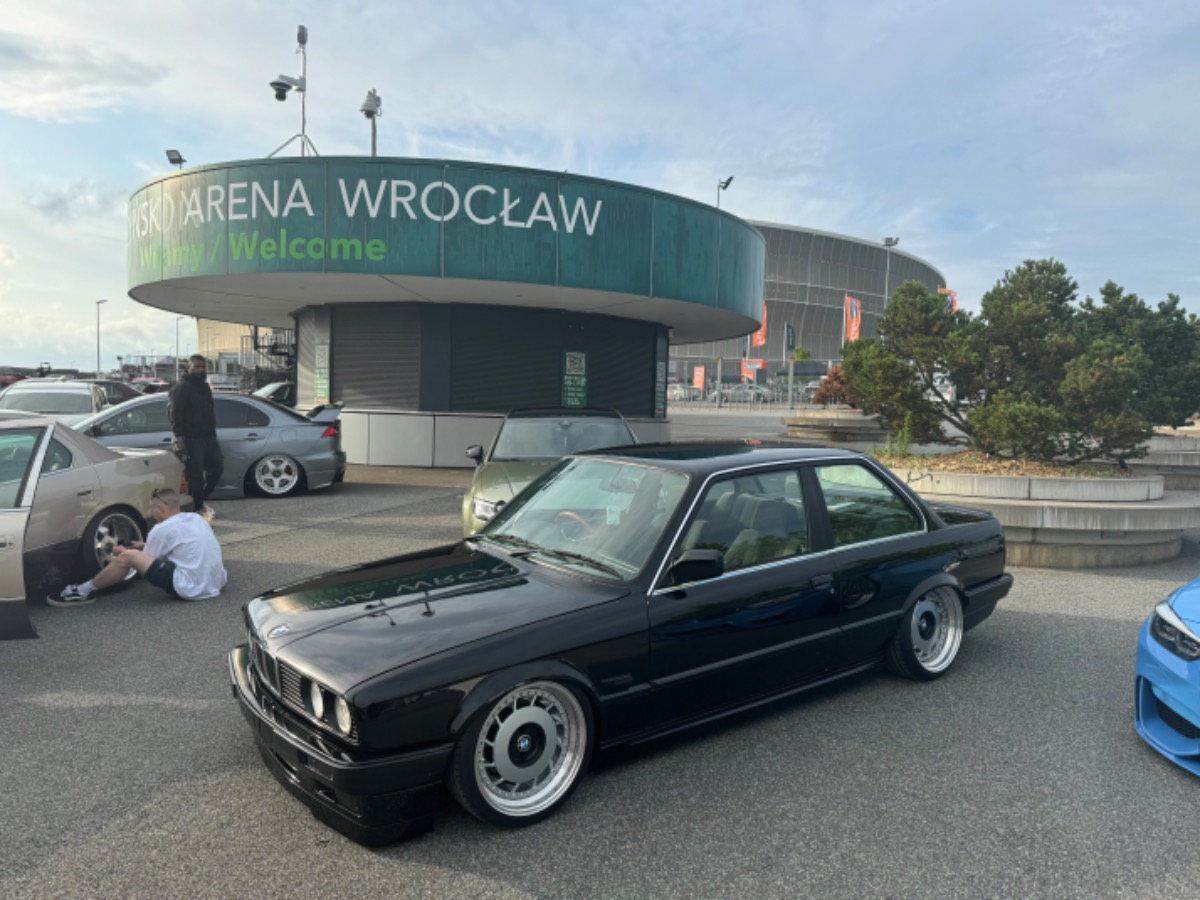 1989 BMW 3 Series Image 3