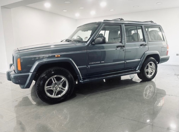1998 Jeep Cherokee Image 2