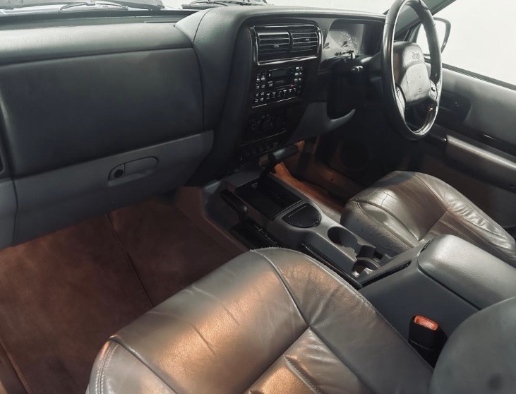 1998 Jeep Cherokee Image 6