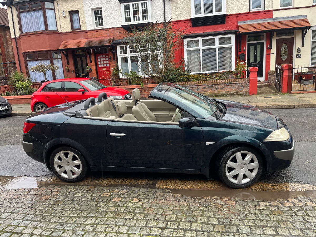 2006 Renault Megane Image 1