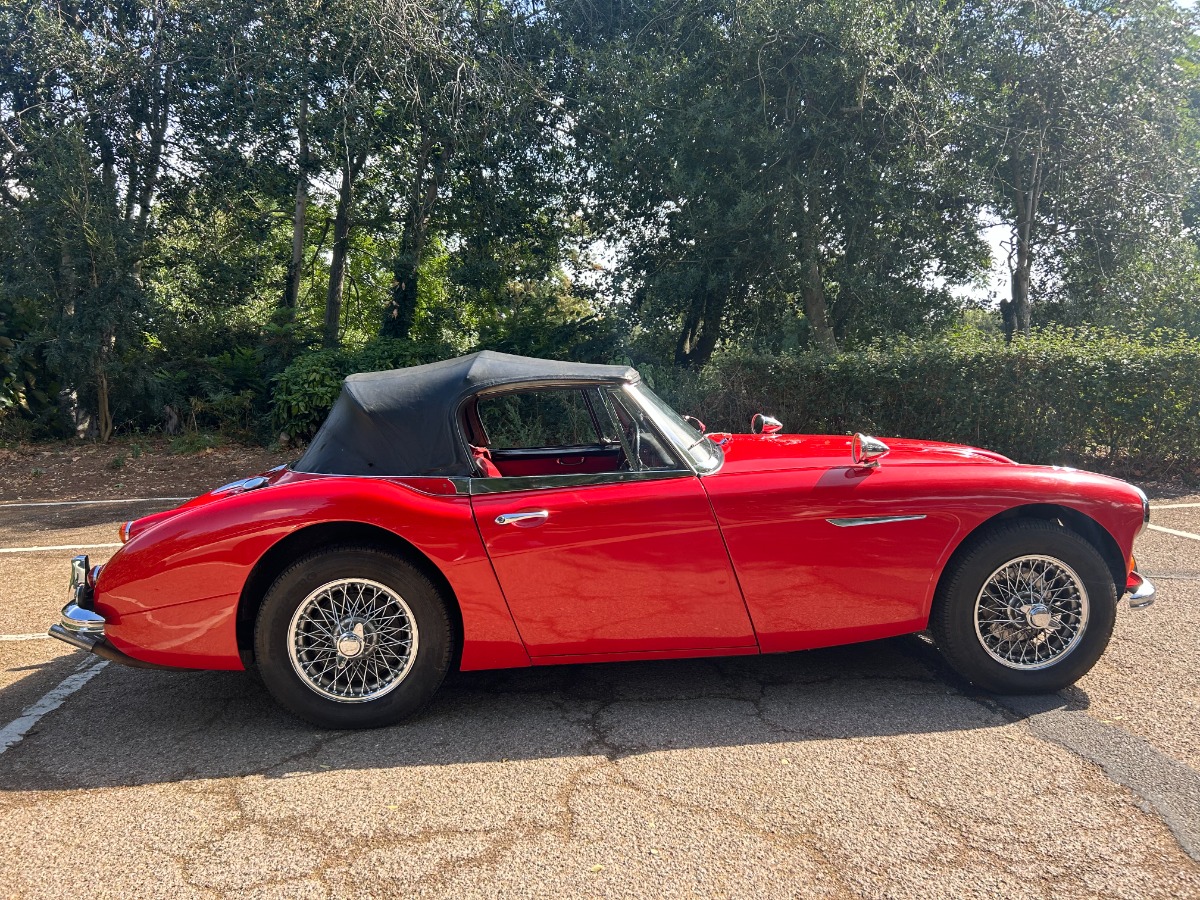 1967 Austin Healey 3000 Image 4
