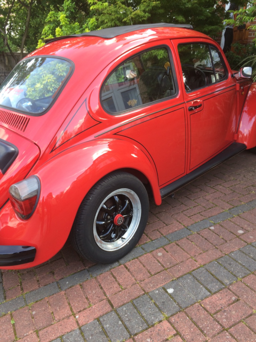 1998 Volkswagen Beetle Image 3