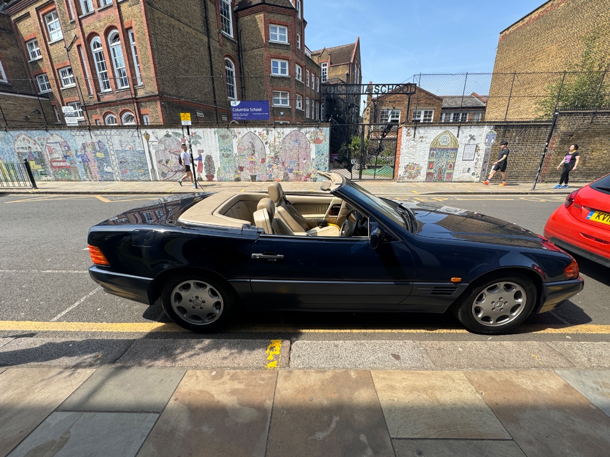 1994 Mercedes-Benz 500SL Image 3
