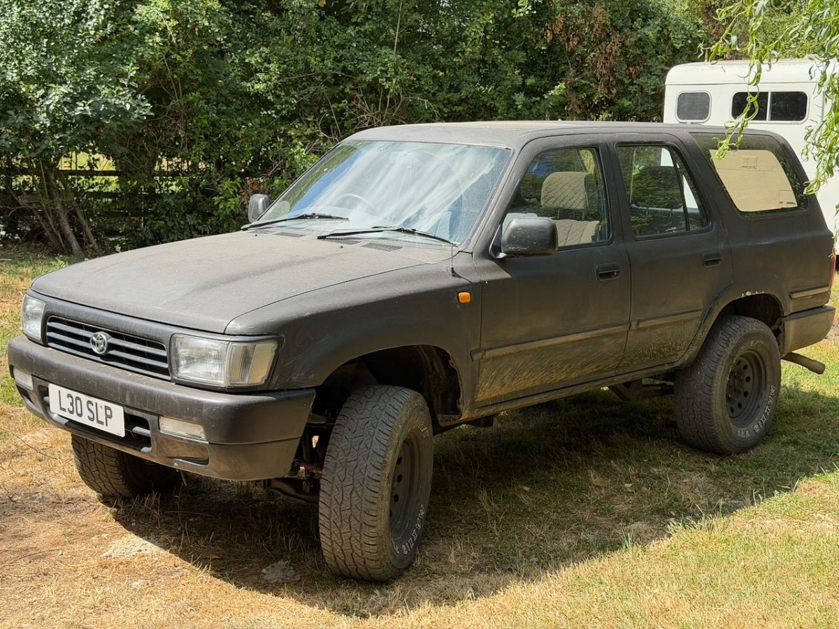 1994 Toyota 4Runner Image 3
