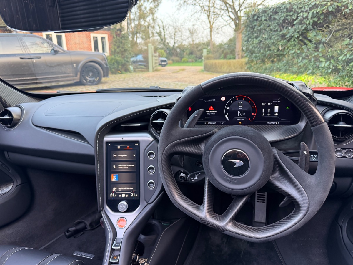 2025 McLaren 765LT Image 7