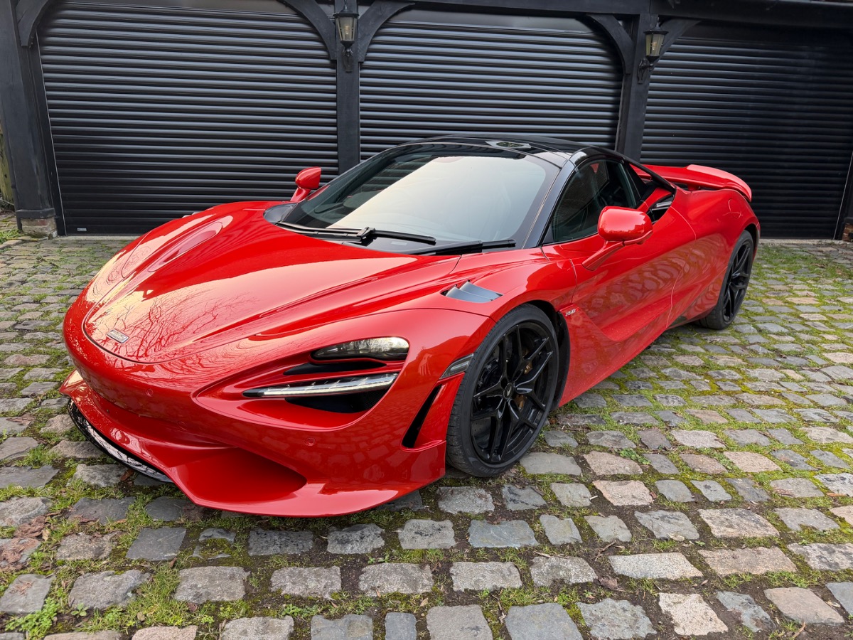 2025 McLaren 765LT Image 6