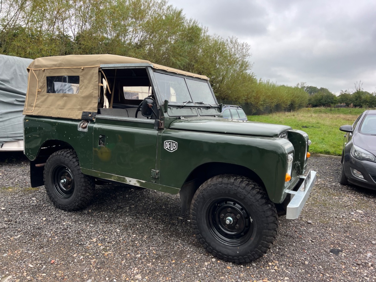 1982 Land Rover 88 Image 3