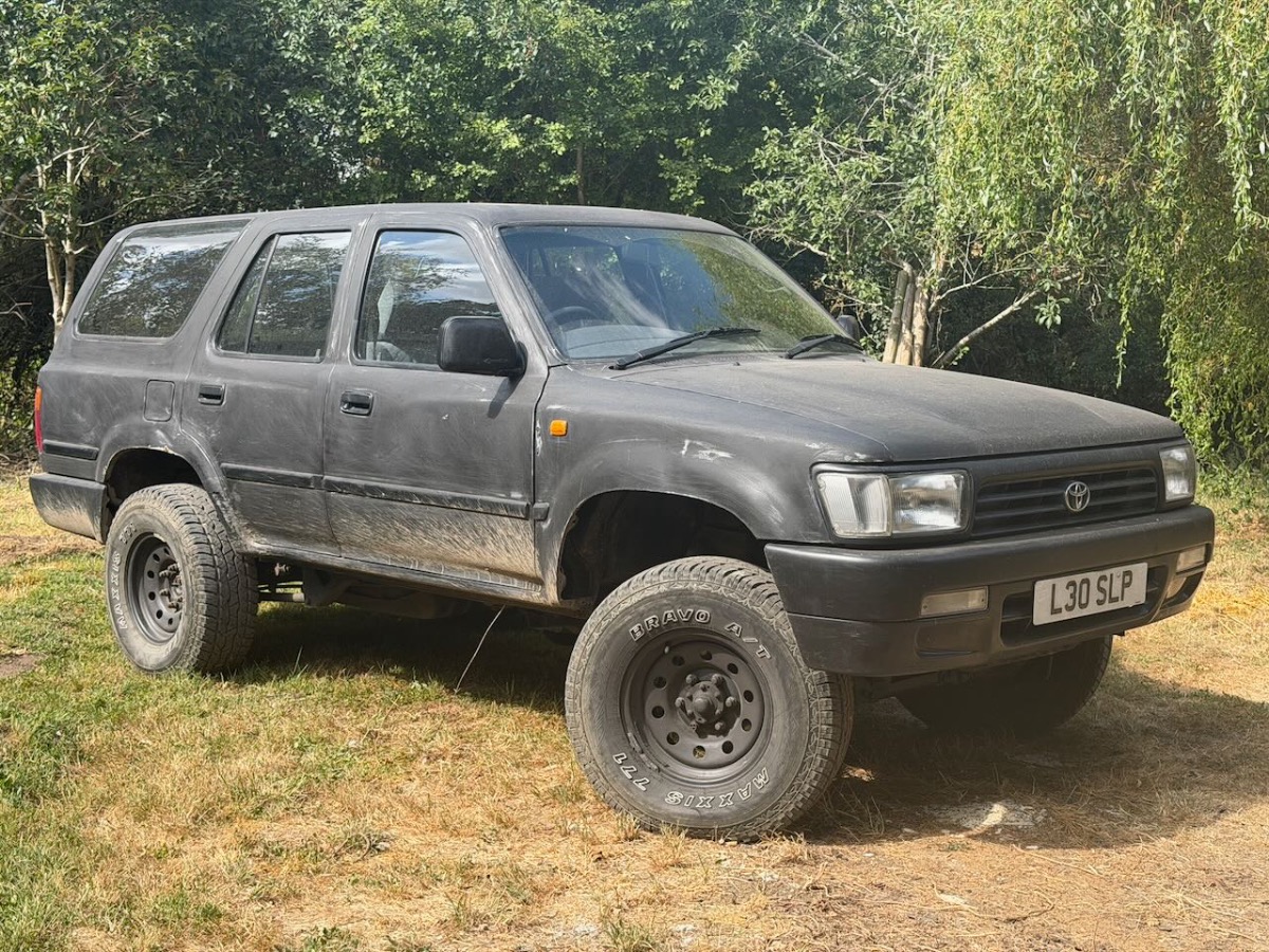 1994 Toyota 4Runner Image 1