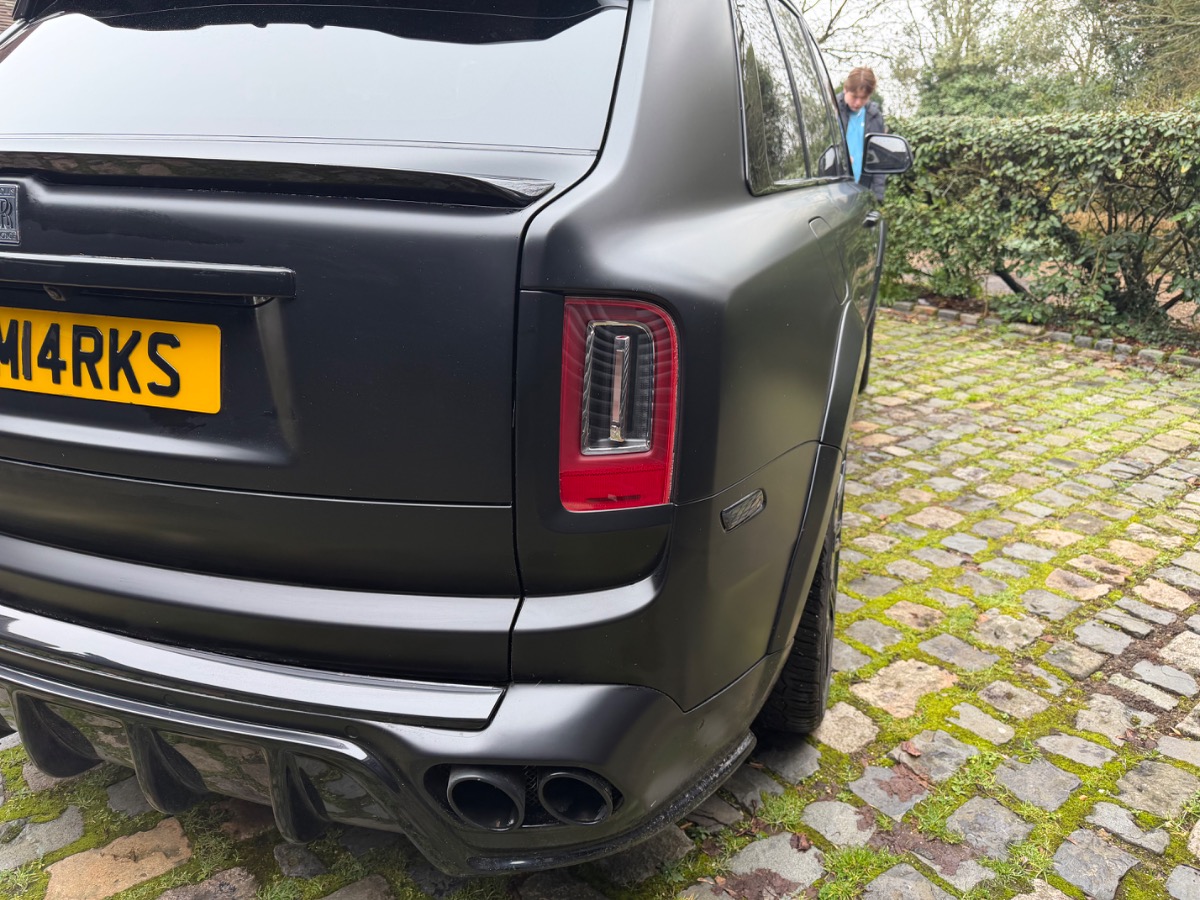 2022 Rolls-Royce Cullinan Image 6