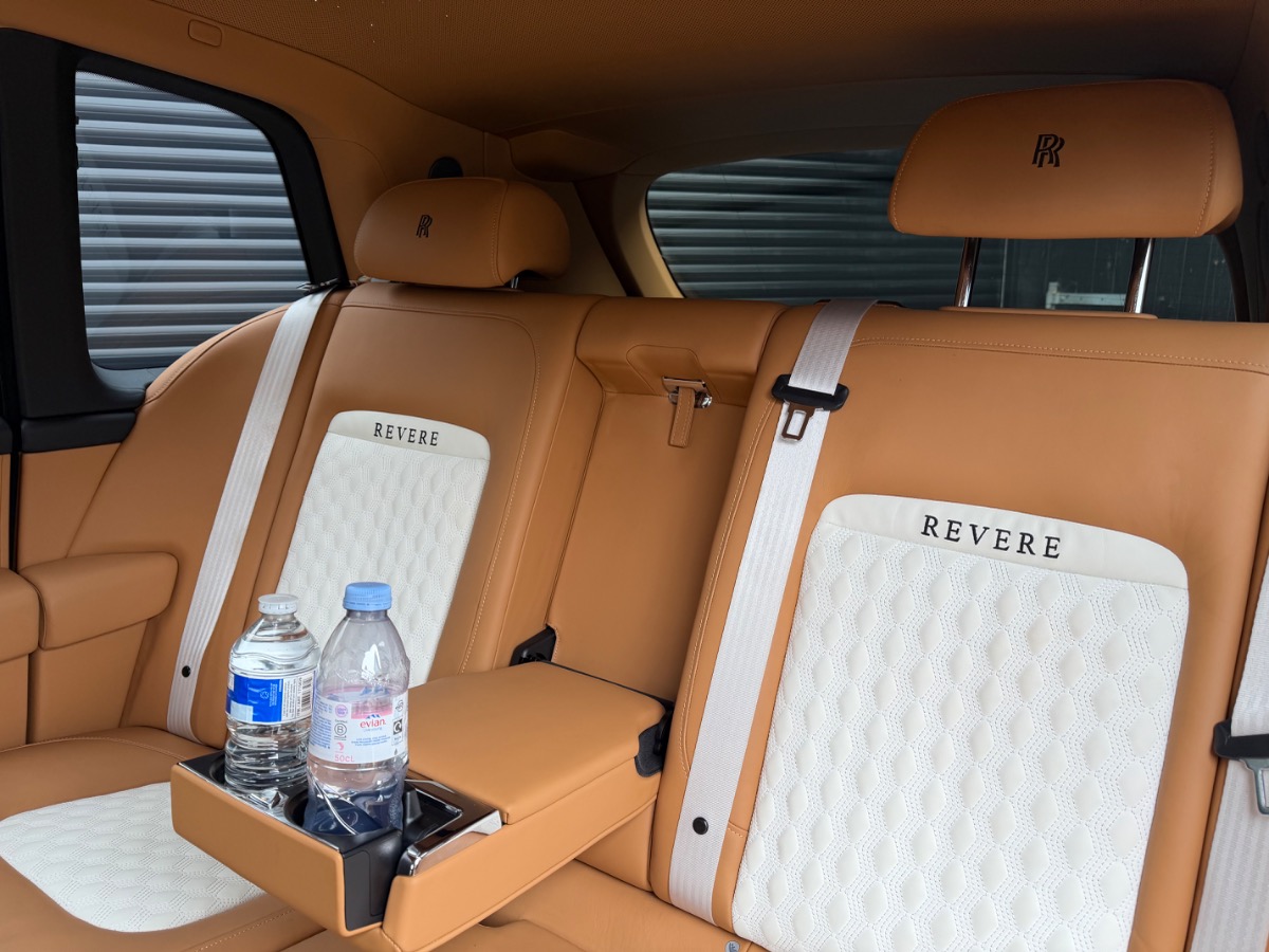 2022 Rolls-Royce Cullinan Image 10
