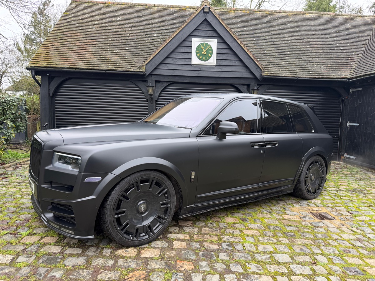 2022 Rolls-Royce Cullinan Image 1