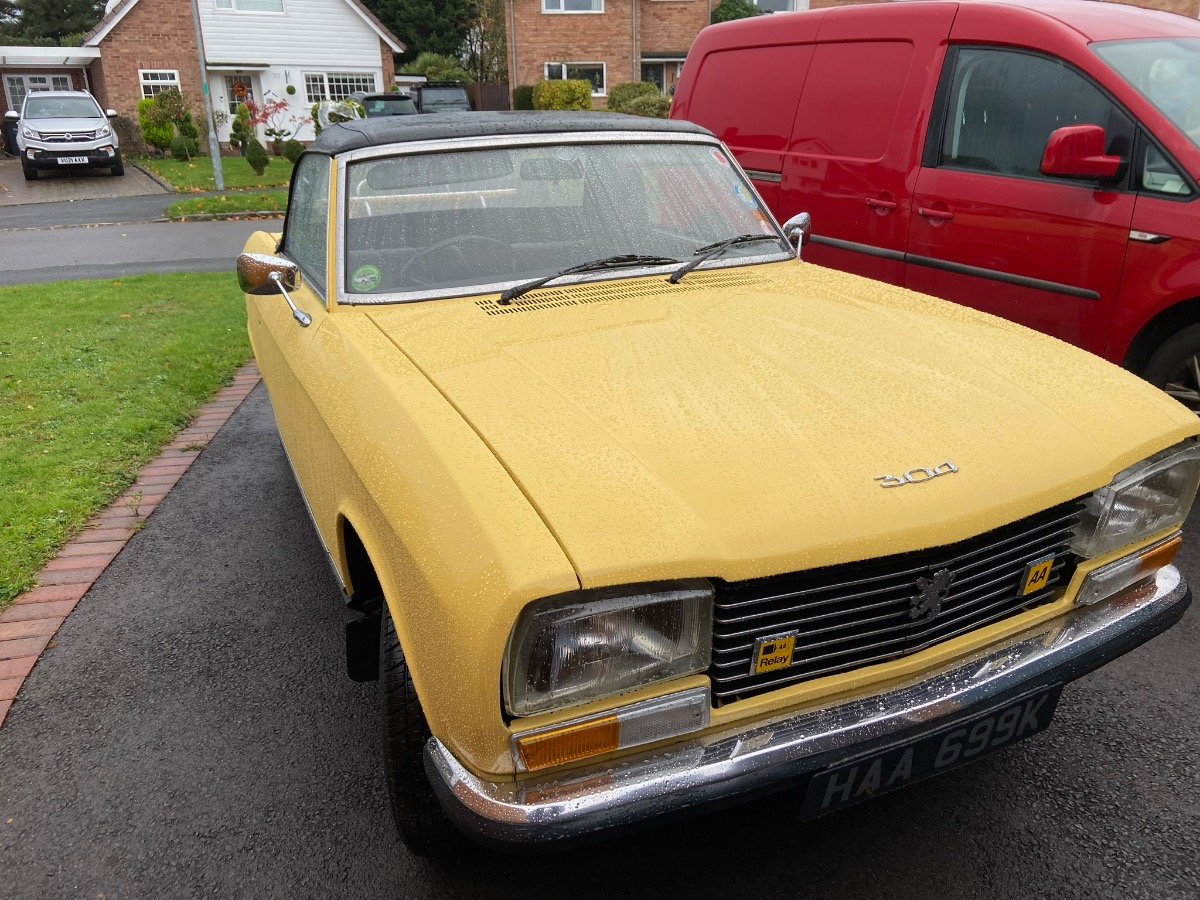 1971 Peugeot 304 Image 2