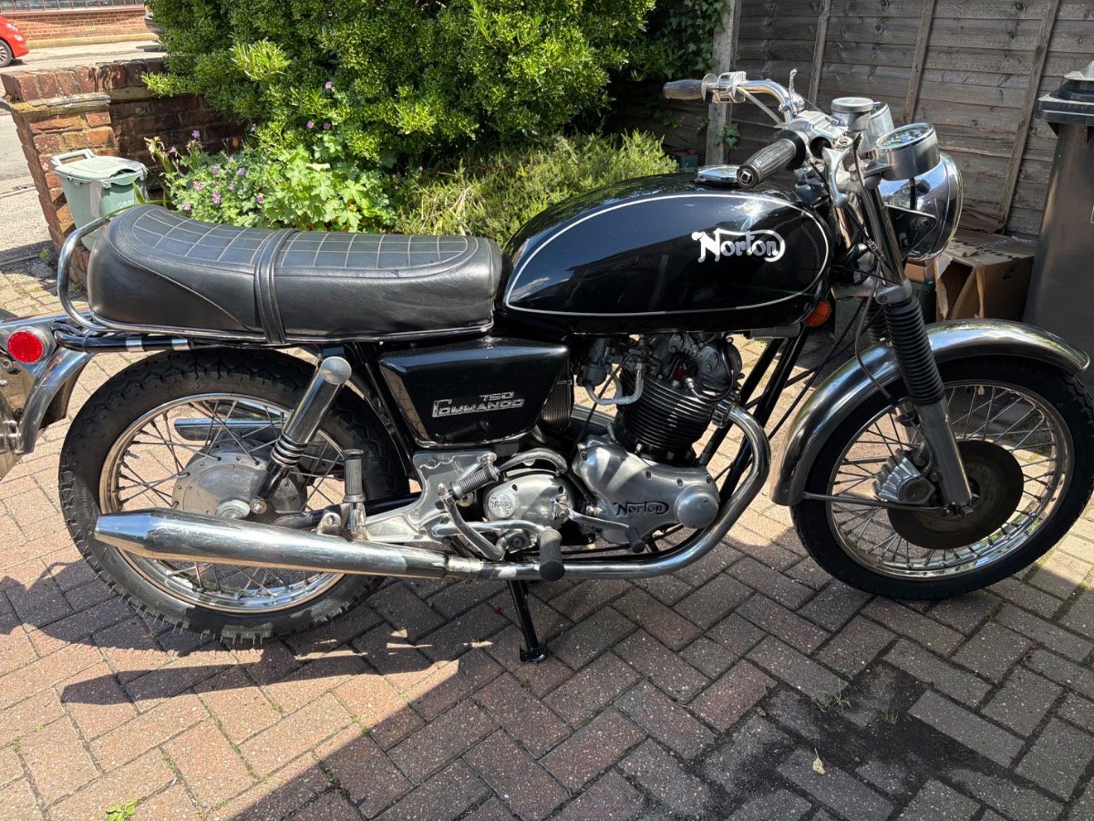 1972 Norton Commando 750 Image 1