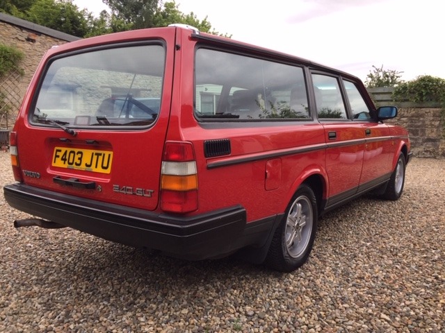 1989 Volvo 240 Image 6