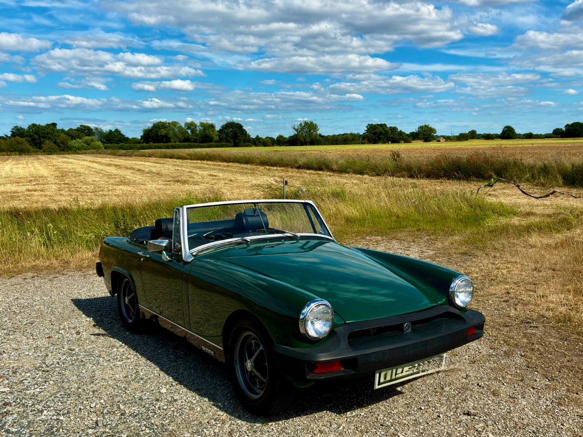 1976 MG Midget Image 1