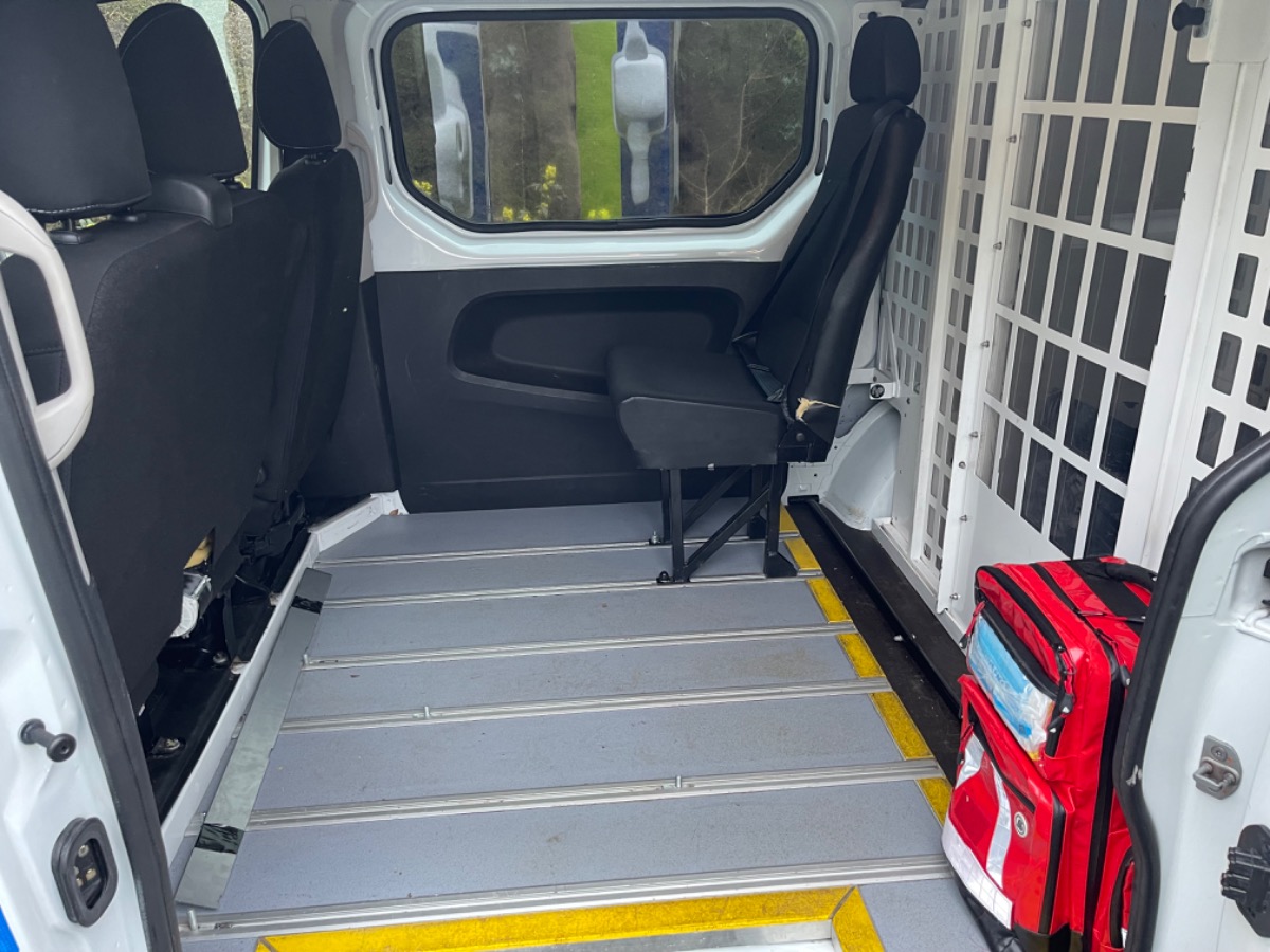 2018 Vauxhall Vivaro Image 6