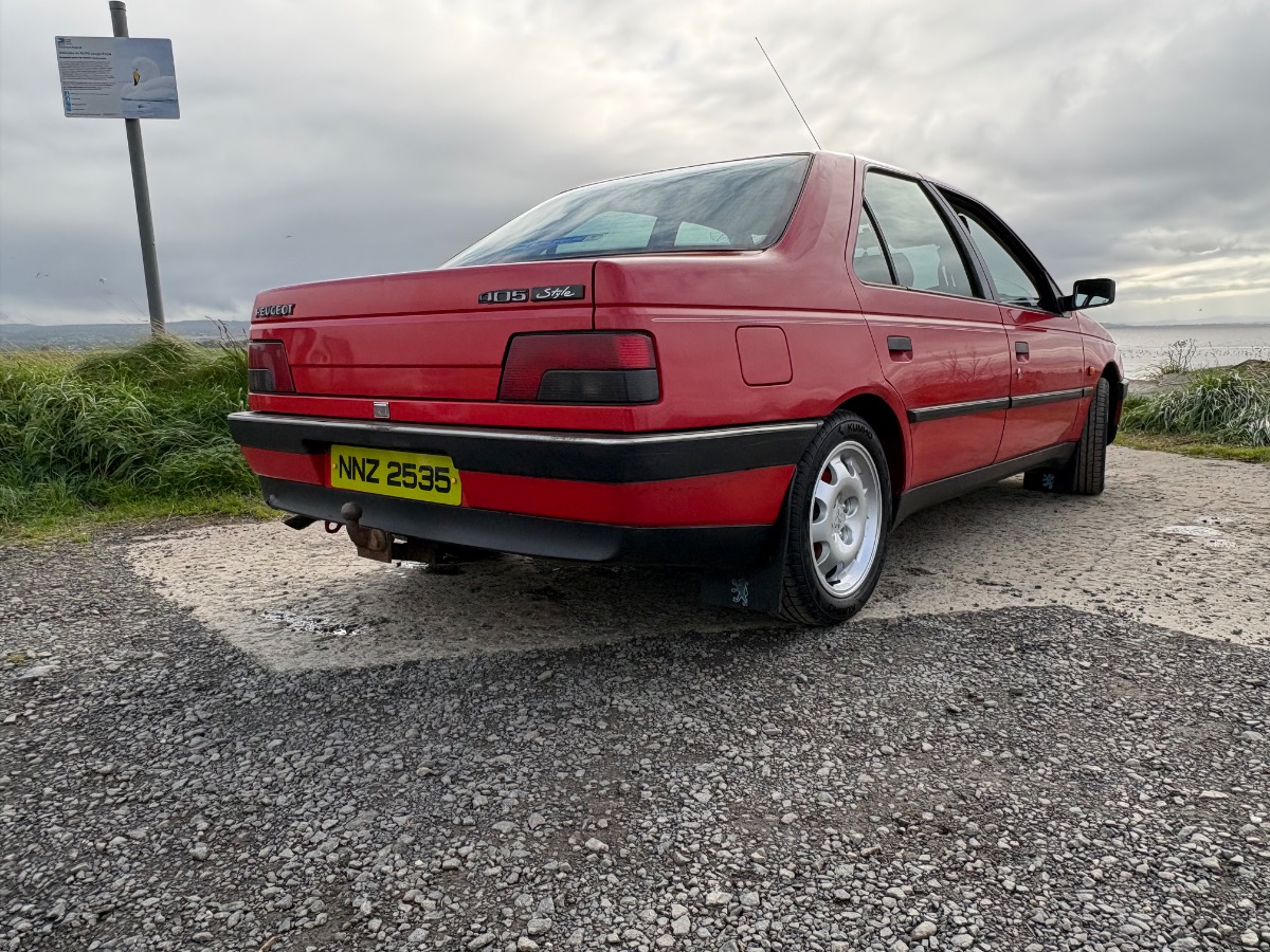 1994 Peugeot 405 Image 8