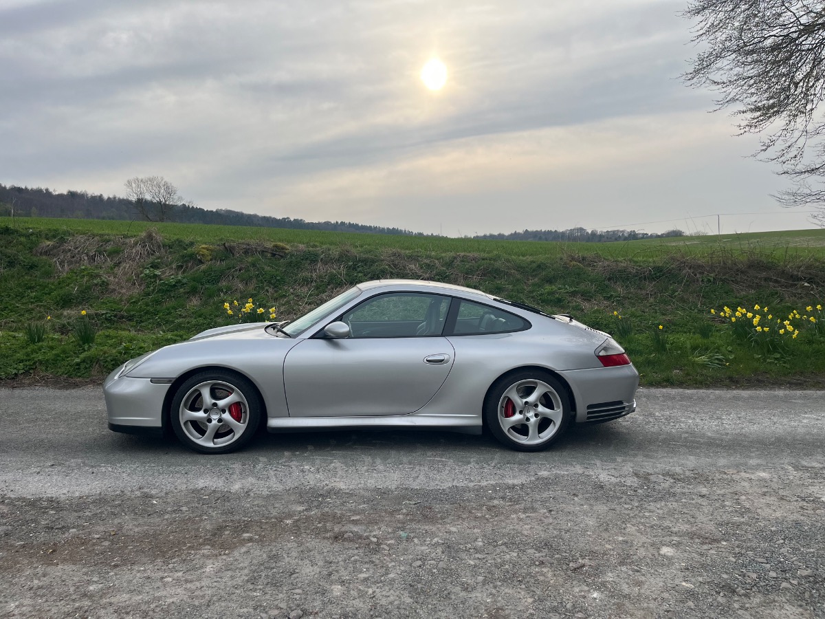 2003 Porsche 911 Image 2