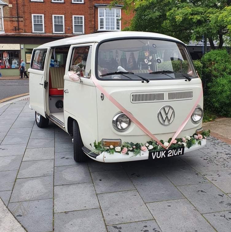 1970 Volkswagen T2 Camper Van / Bus Image 6