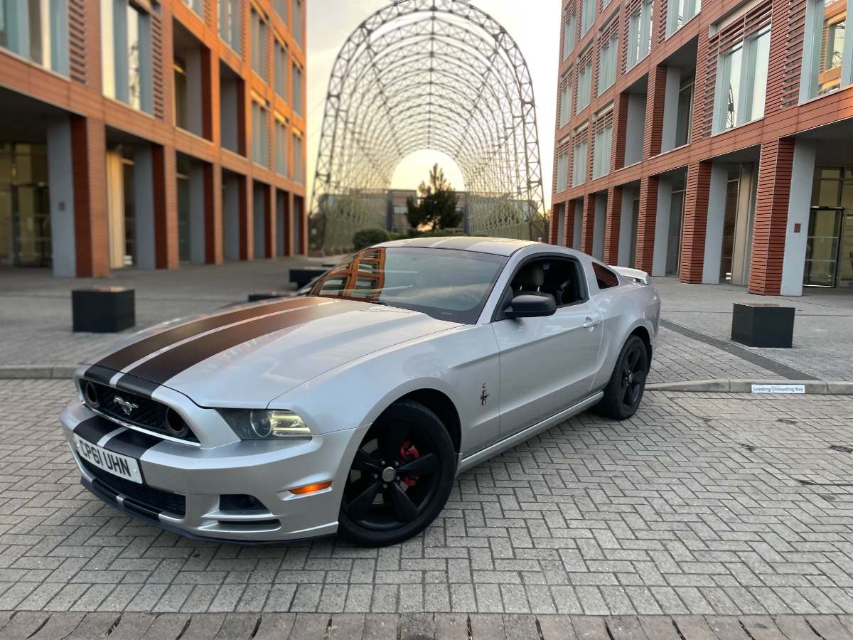 2012 Ford Mustang Image 1