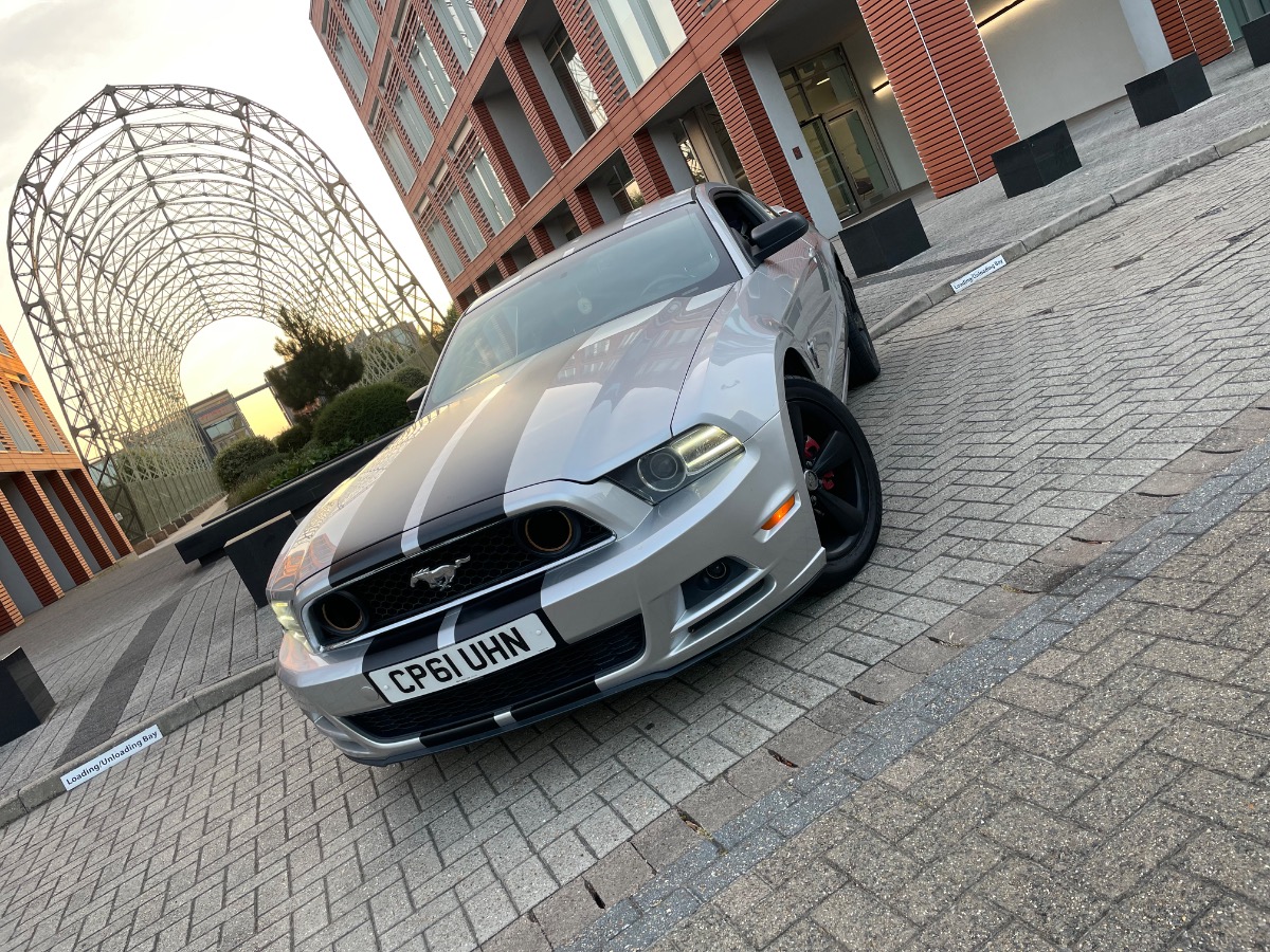 2012 Ford Mustang Image 5