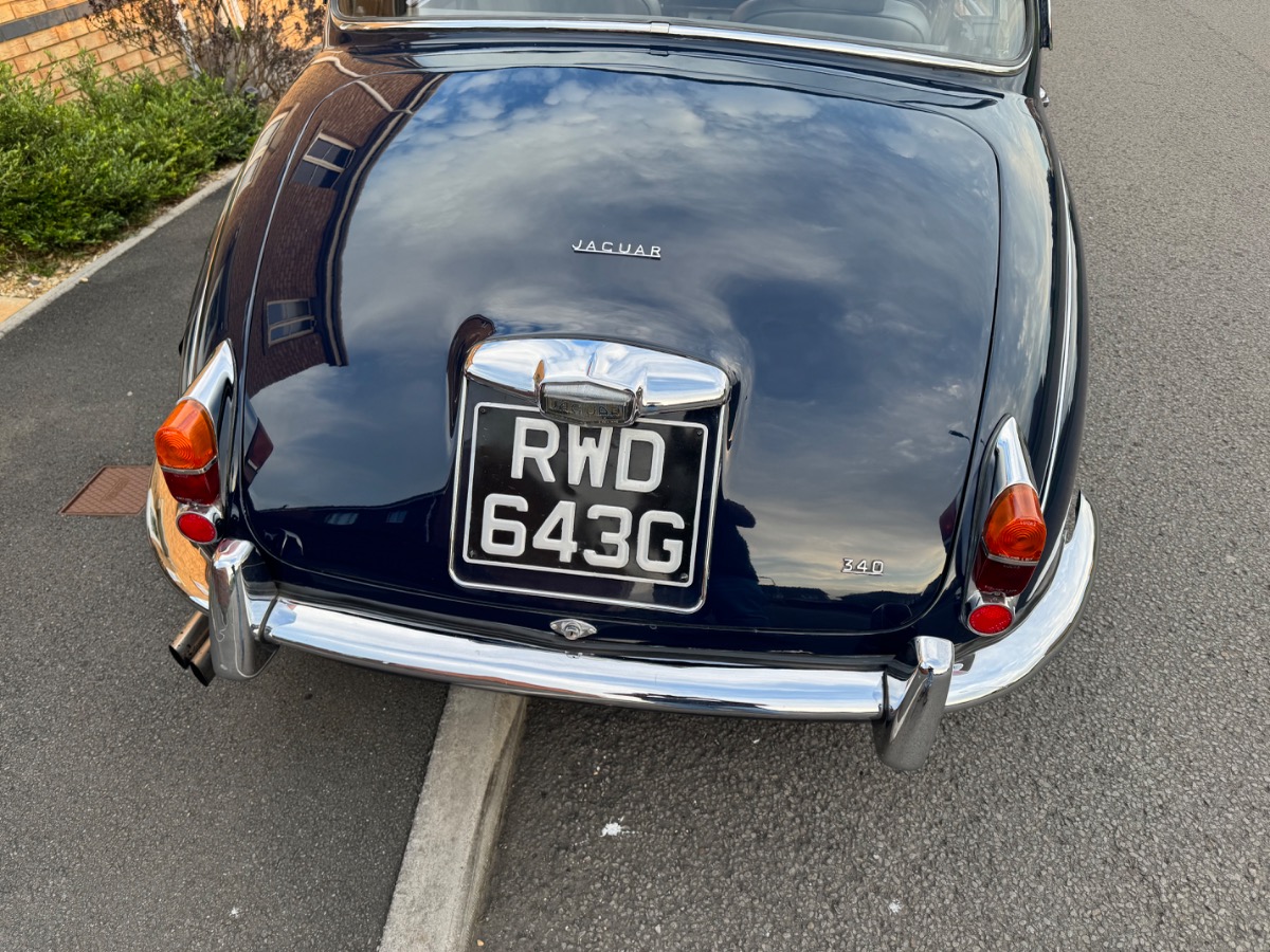 1968 Jaguar MK II Image 4