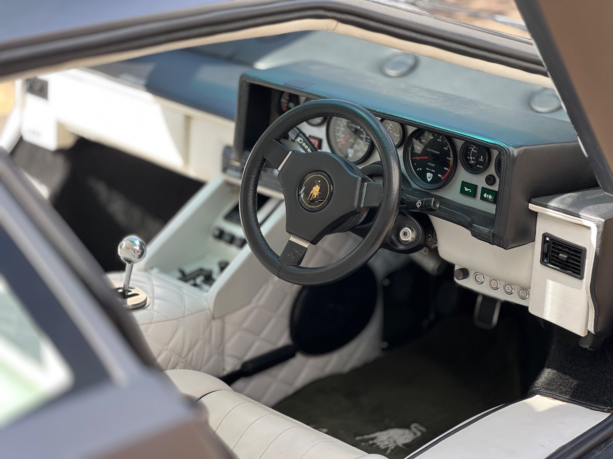1988 Lamborghini Countach Image 14