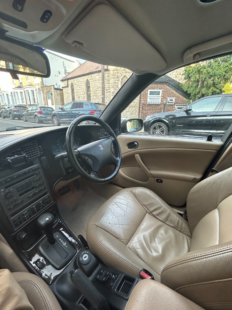 2005 Saab 9-5 Image 7