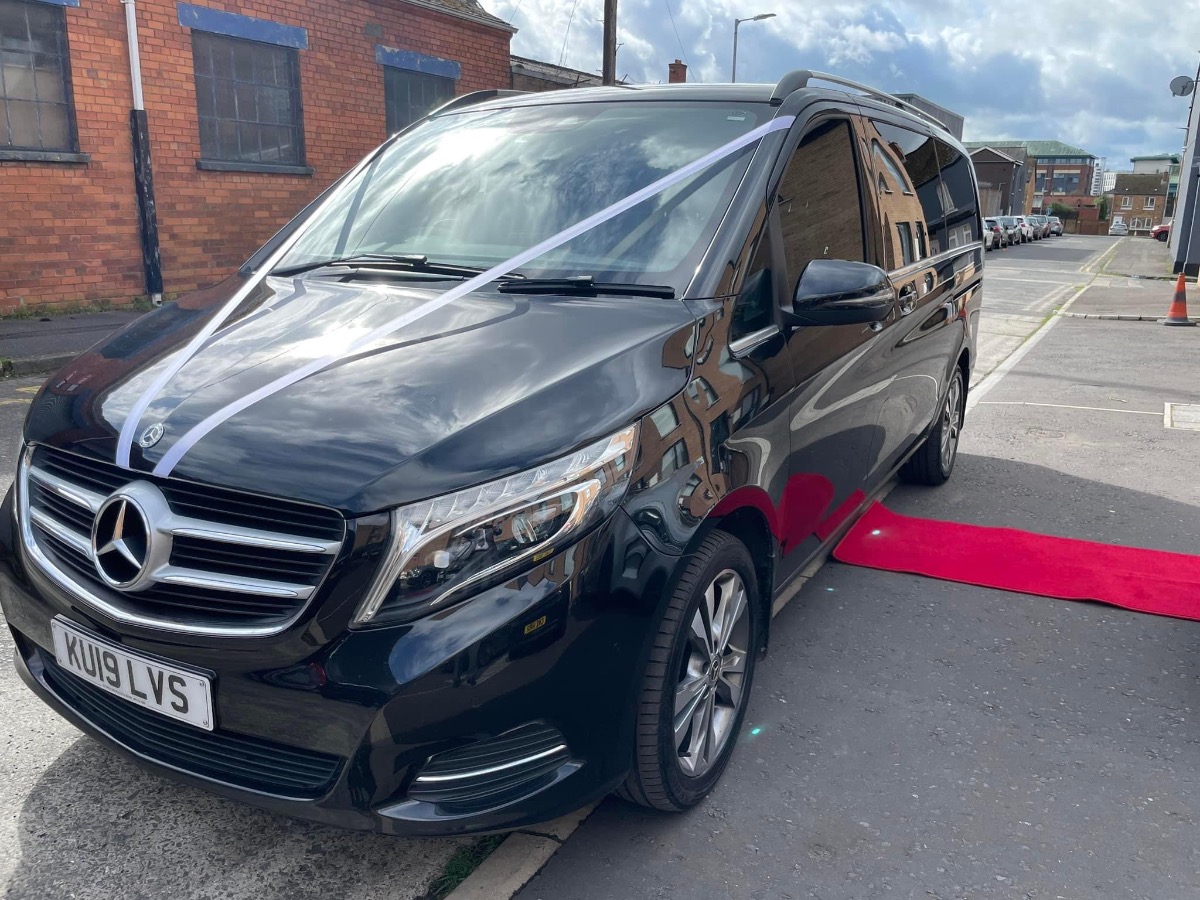 2019 Mercedes-Benz V-Class Image 3