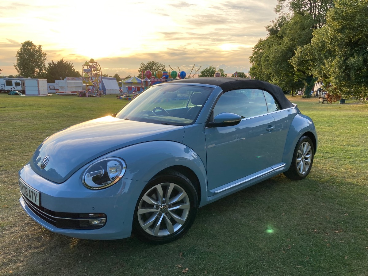 2014 Volkswagen Beetle Image 3