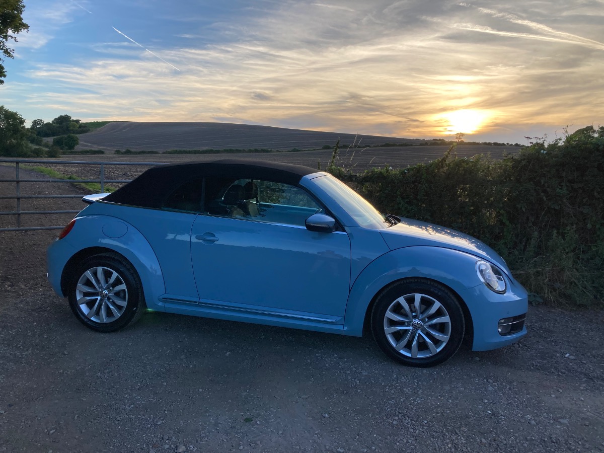 2014 Volkswagen Beetle Image 12