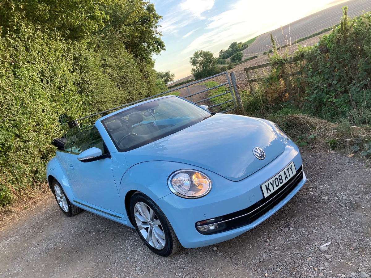 2014 Volkswagen Beetle Image 14