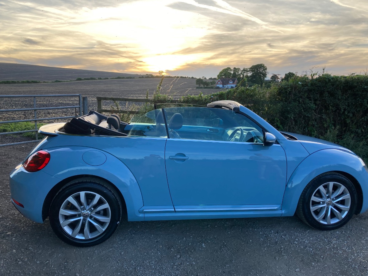 2014 Volkswagen Beetle Image 5