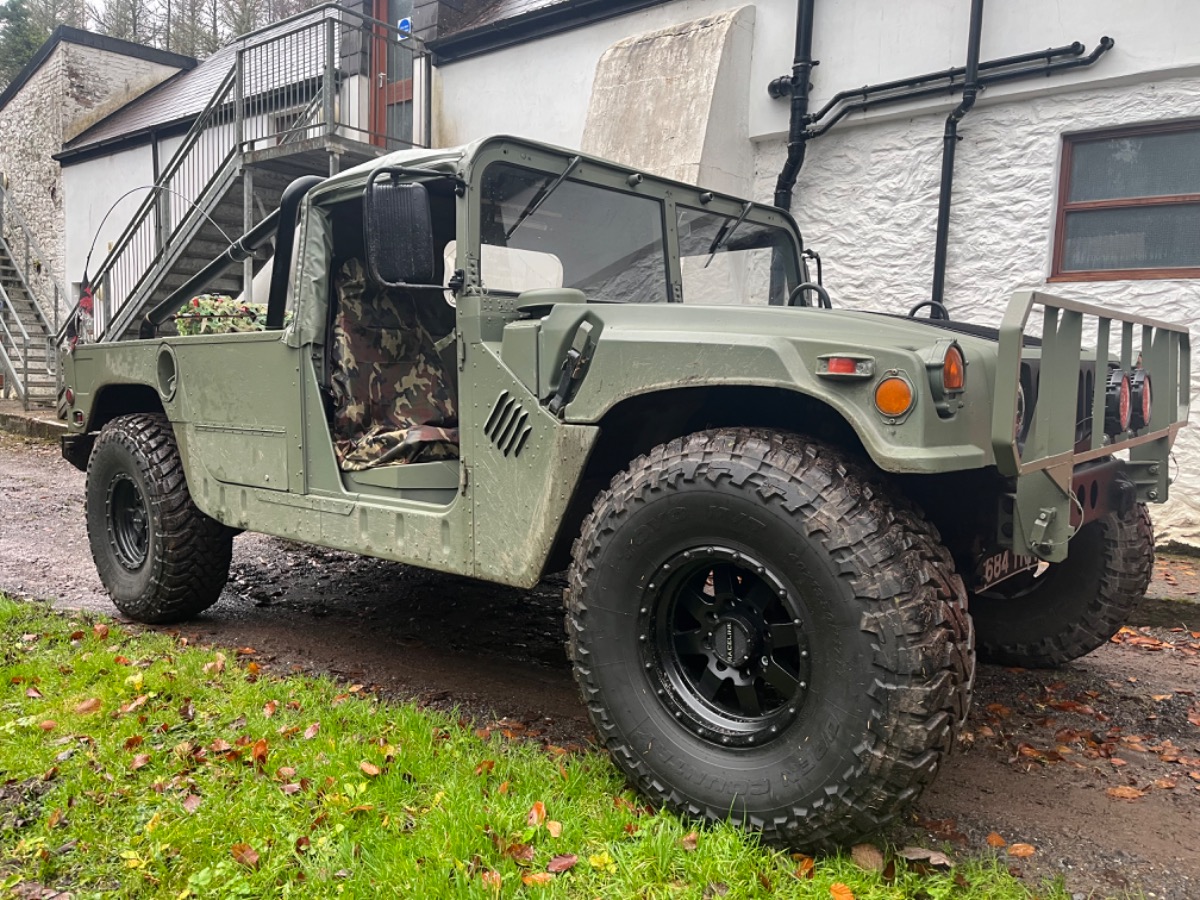 1986 Hummer H1 Image 3