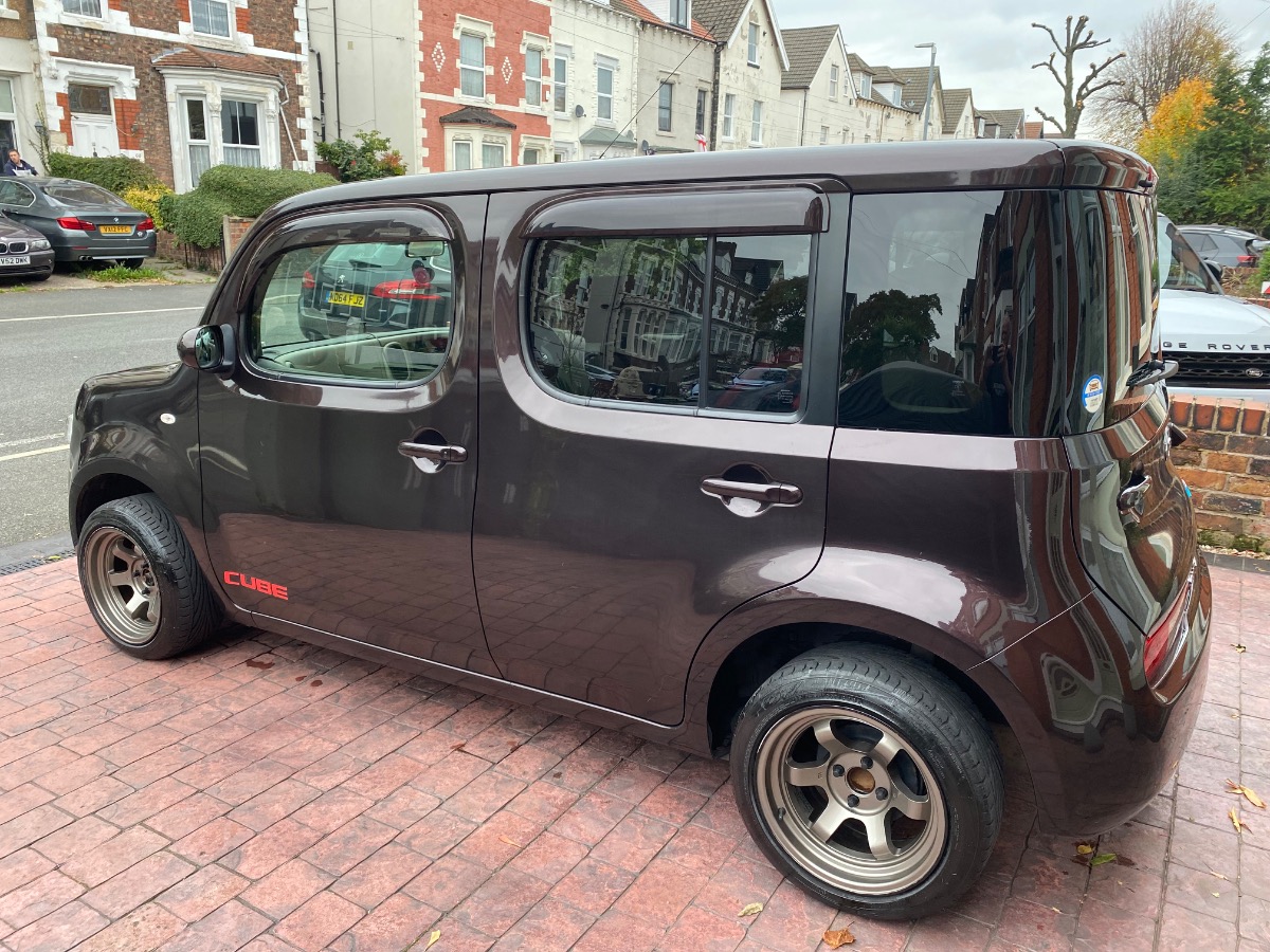 2011 Nissan Cube Image 2