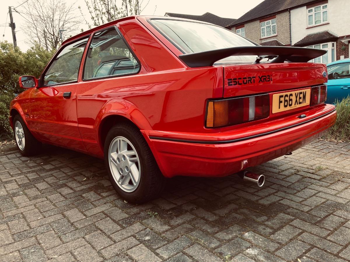 1988 Ford Escort Image 5