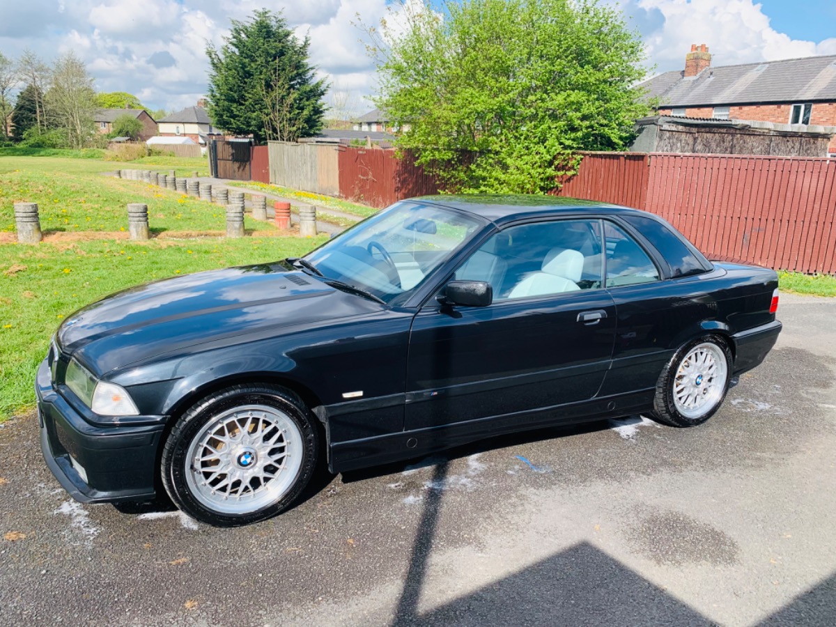 1999 BMW 3 Series Image 2