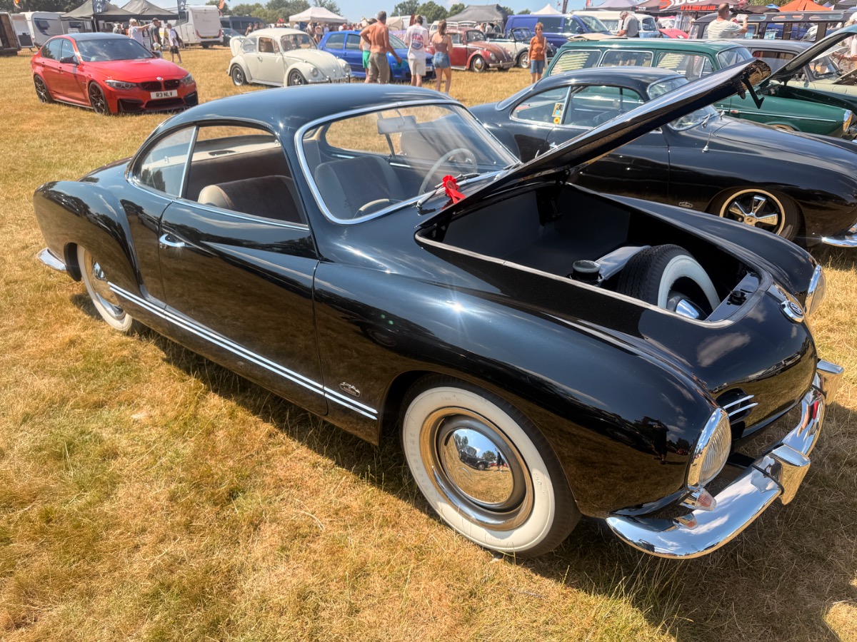 1956 Volkswagen Karmann Ghia Image 10
