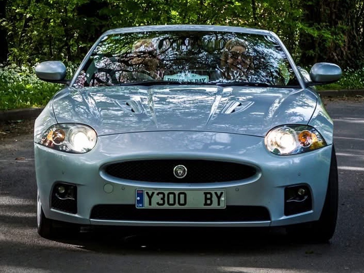 2007 Jaguar XKR Image 2