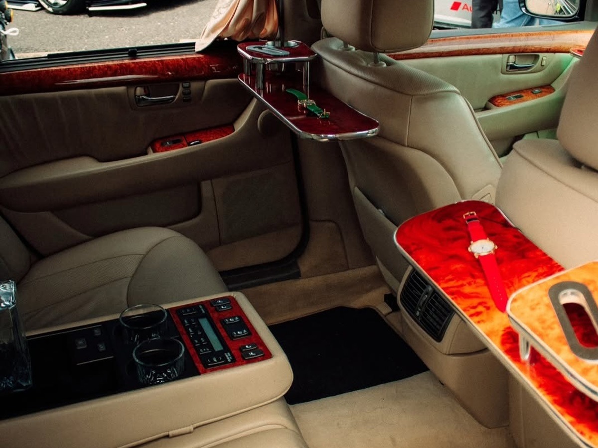 2005 Lexus LS430 Image 5